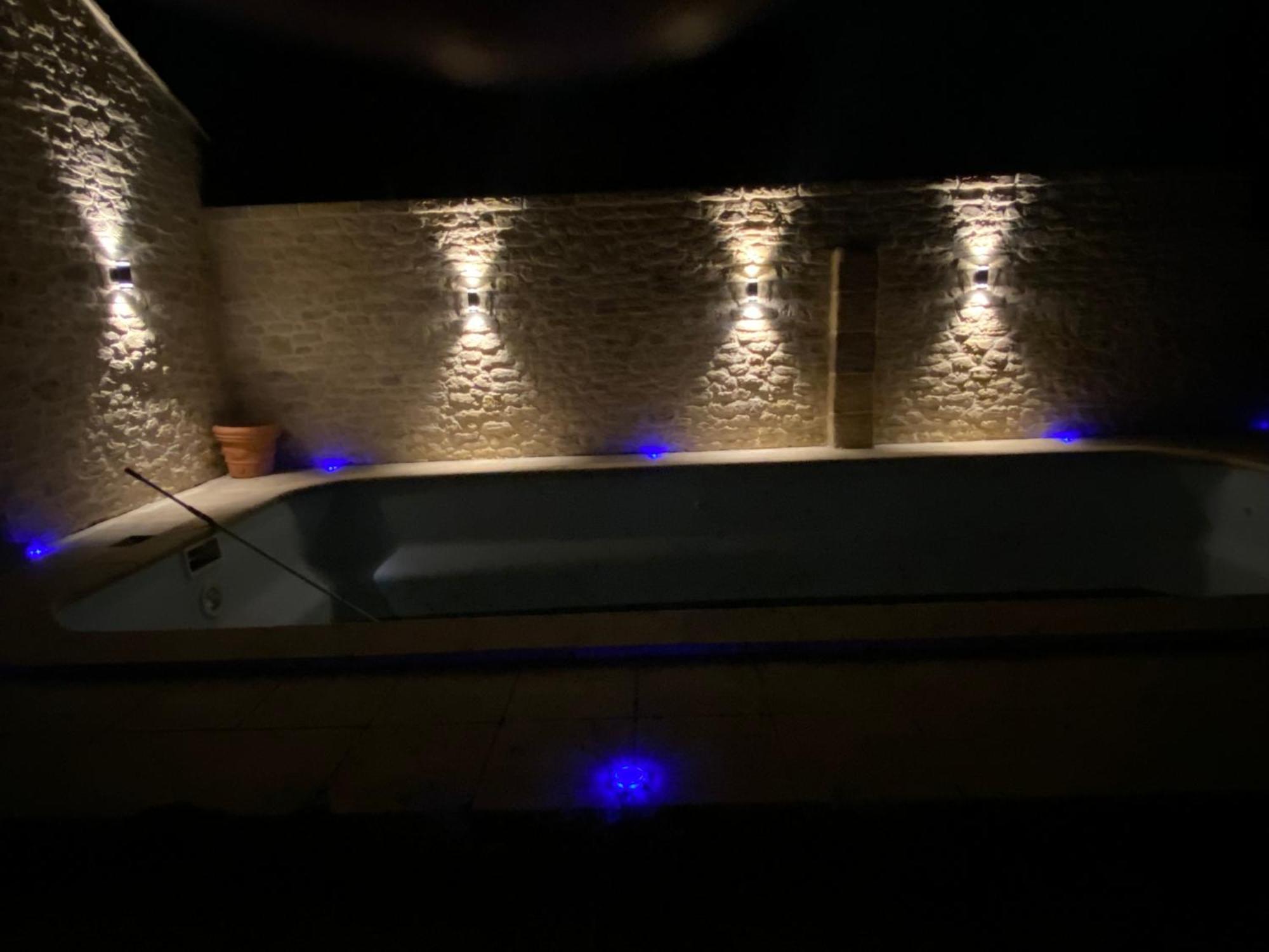 Provencal Du Mas Arnaud Holiday home Arles